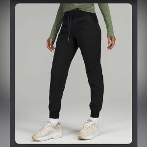 Lululemon dance studio jogger
